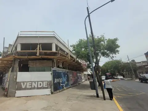 Local - Venta - Argentina, Capital Federal - AV EVA PERON 5800