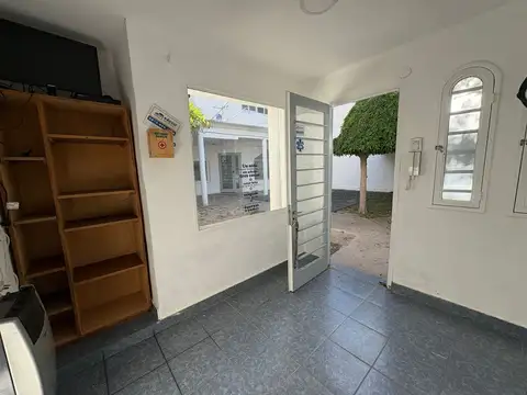 CASA EN ALQUILER, B° SANTA GENOVEVA