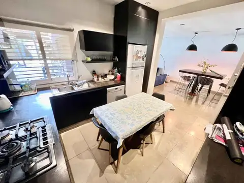 Casa 5 ambientes con 3 baños