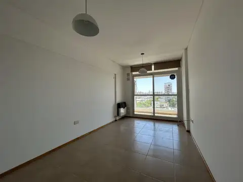 Departamento en Alquiler en Abasto, $ 650.000