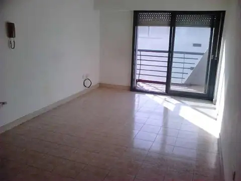 Departamento en Alquiler en Ramos Mejia Norte, $ 400.000