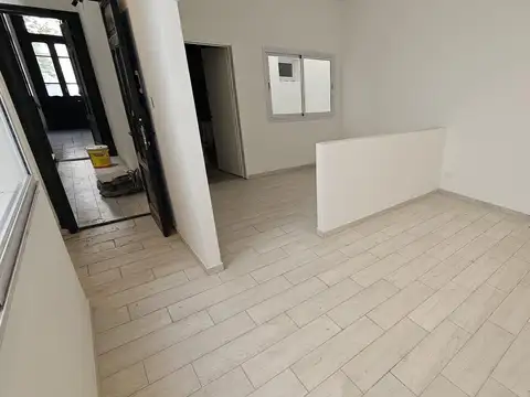 Oficina en Alquiler al Norte