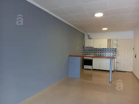 Departamento en Alquiler en Villa Ballester, $ 500.000