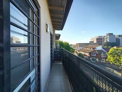 Departamento en Alquiler en Moron, $ 450.000