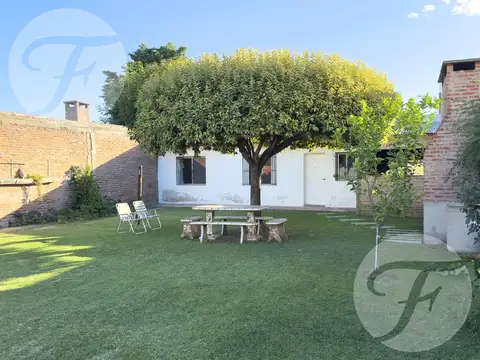 Casa 4 ambientes con 1 baño