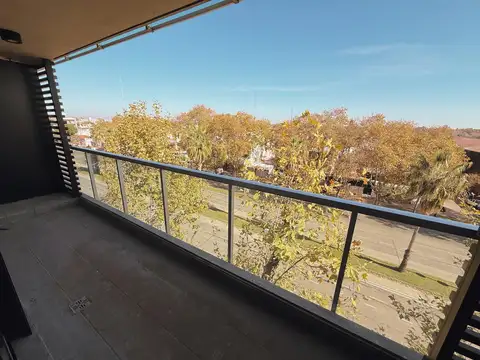 Departamento en Alquiler con 1 cocheras