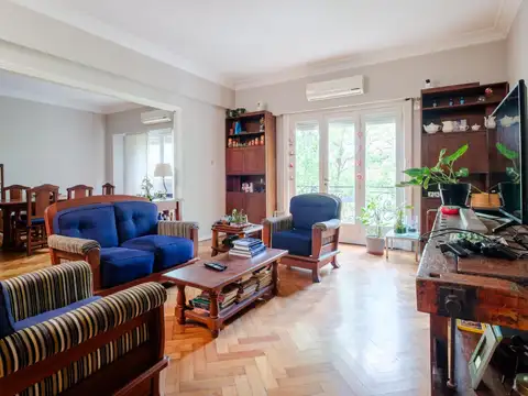 Departamento en venta en San Telmo de 3 dormitorios frente al Parque Lezama