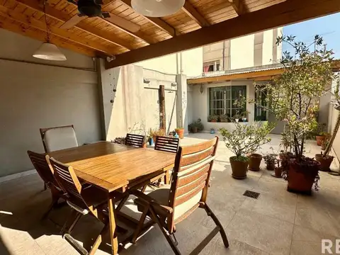 Depto Tipo Casa en Venta de 4 ambientes