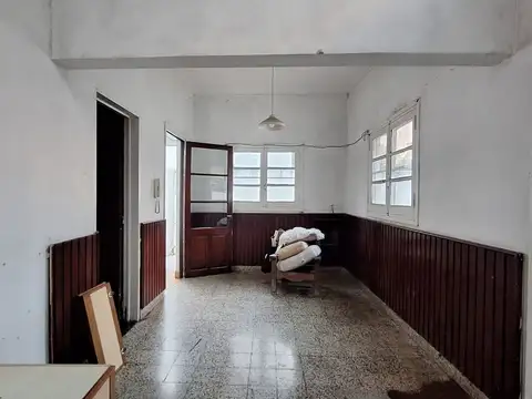 Depto Tipo Casa en Venta 50 años