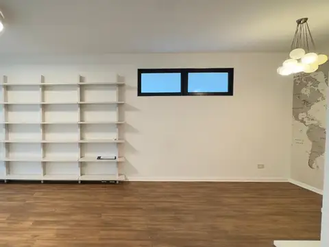 Oficina en Alquiler al Norte