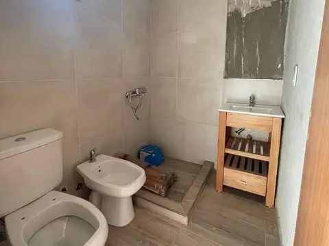 Depto Tipo Casa 3 ambientes con 2 baños