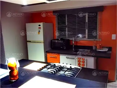 Casa 2 ambientes con 1 baño