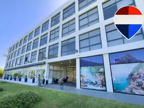 Vende oficina c/ cochera. Office Park, Del Viso