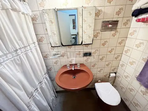 Casa - Venta - Argentina, RAMOS MEJIA - CHACABUCO 1027