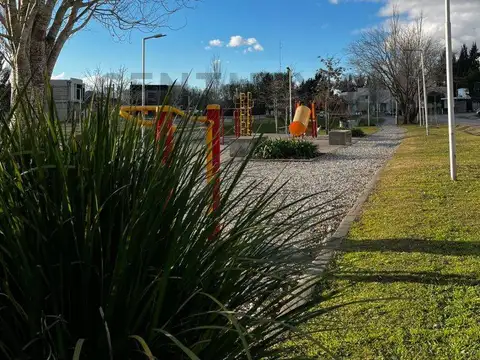 Terreno en Venta en City Bell, USD 74.000