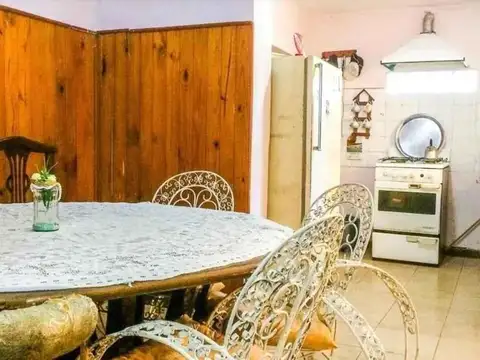 Casa en Venta en Castelar, USD 199.000