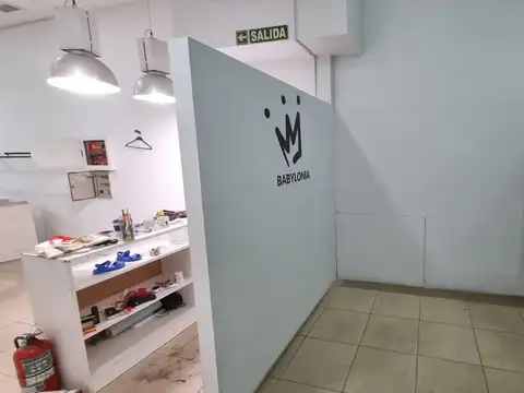 Excelente Local en Once Apto Gastronomico