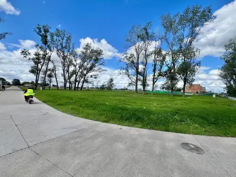 Terreno en Venta en La Alameda, USD 39.000