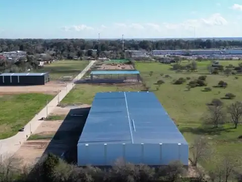 Galpon en Alquiler A Estrenar