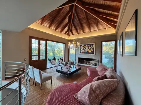 Casa en venta de 4 dormitorios con pileta y quincho – Country Las Delicias