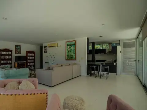 Casa una planta 7 amb Venta Exaltación de la Cruz.