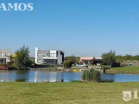 Terreno en Venta 43  mts Fondo