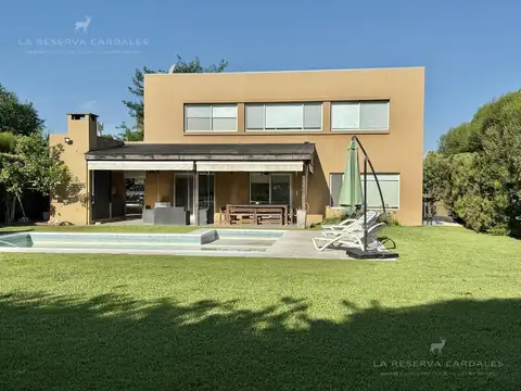 Casa en Venta de 4 dormitorios