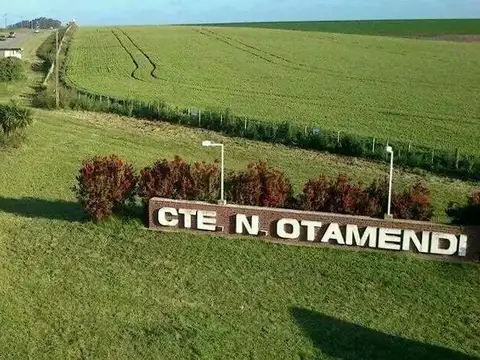 Campo - 1 hectárea / Cte. N. Otamendi, Gral. Alvarado