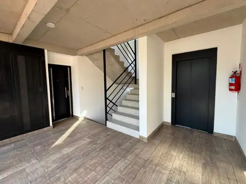 Cimarron 1800, Piso 2