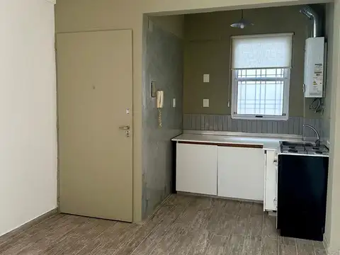 ALQUILER MONOAMBIENTE- MUY BUEN ESTADO Y UBICACION