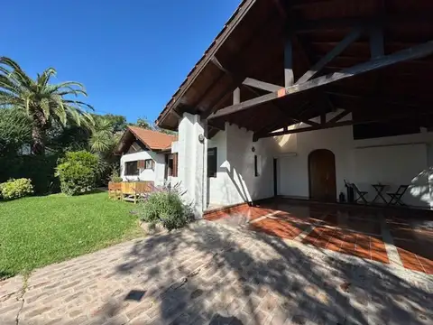 Casa en Venta en Don Torcuato, USD 310.000