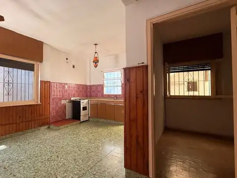 Depto Tipo Casa en Venta en Caseros, USD 65.000