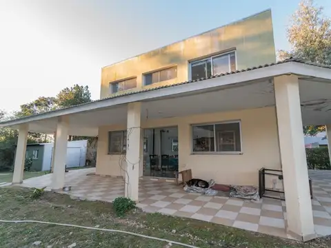 Casa en Alquiler en Parque Irizar, $ 690.000