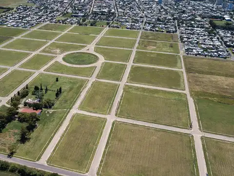 Terreno en Venta 10  mts Fondo