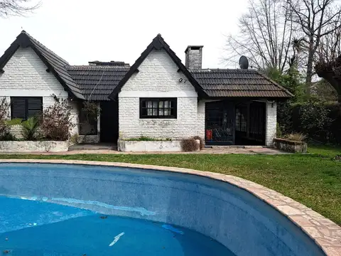 Casa en Country "Las Lajas", General Rodríguez