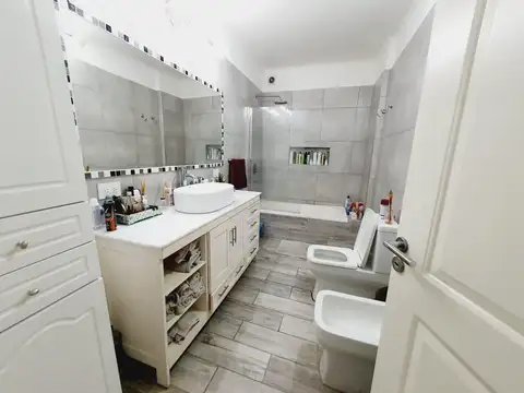 Venta  - Casa 6 Ambientes  - Los Polvorines