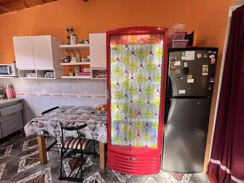 Casa en Venta con 3 cocheras