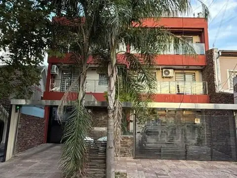 Cochera cubierta en Lomas de Zamora