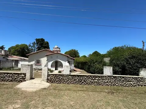 VENDE O PERMUTA CASA EN VALLE HERMOSO