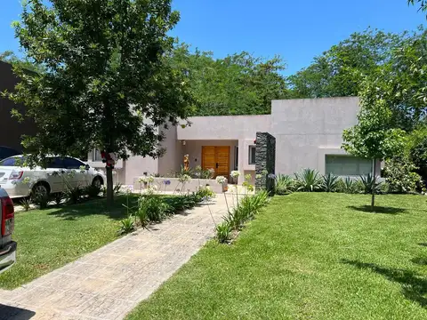 Barrio Palmer´s Cottage