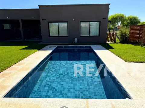 VENTA CASA 4 AMB. UN PLANTA C/PILETA B. SAN RAMON