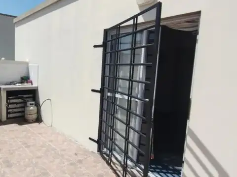 Calle 3 entre 24 y 22 al 900