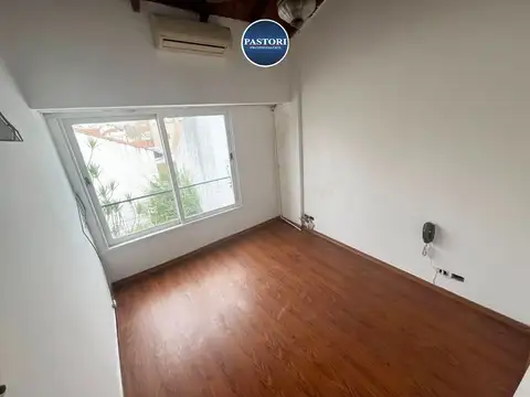 Depto Tipo Casa en Alquiler 50 años