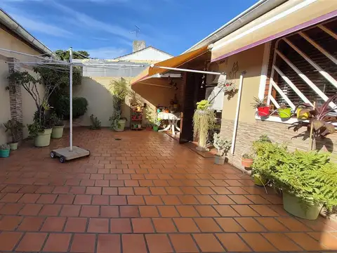 Depto Tipo Casa en Venta de 4 ambientes