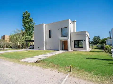 Casa en Venta en Medal Country club, USD 315.000