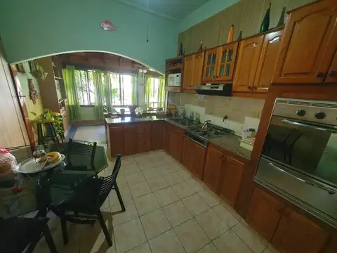 Casa en Venta en Villa Luzuriaga, USD 175.000
