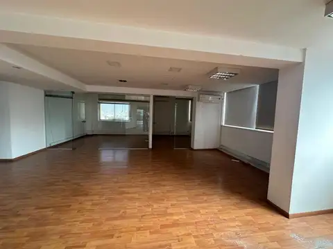 Florida 890 , Piso 18