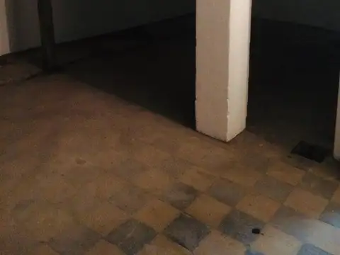 Casa con 420 m² terreno y 3 dormitorios en venta en Morón