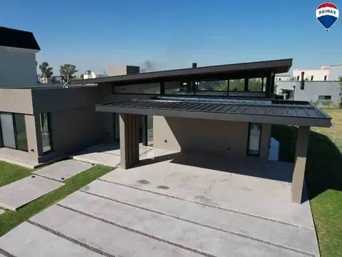 Sargento Cabral 5600