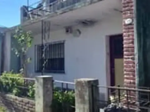 VENTA CASA 3 AMB + MONOAMBIENTE PADUA